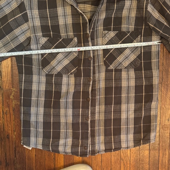 St. John's Bay Green and Gray Flannel Shirt - Picture 6 of 6